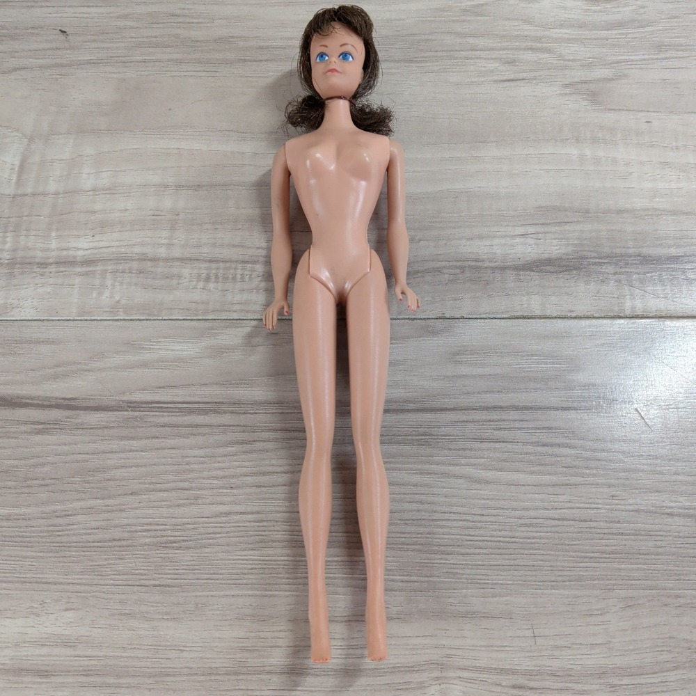 Vtg 1962 Midge Barbie Doll Brunette Straight Leg
